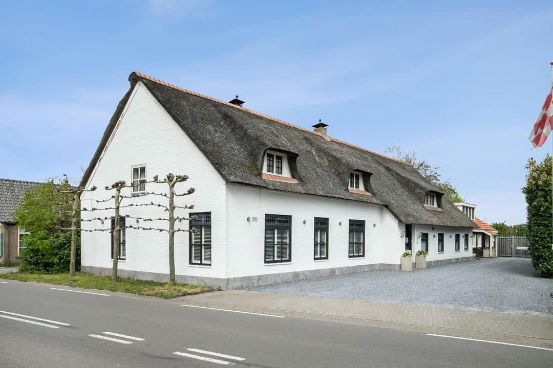 Guesthouse Max Dongen Eksteriør bilde